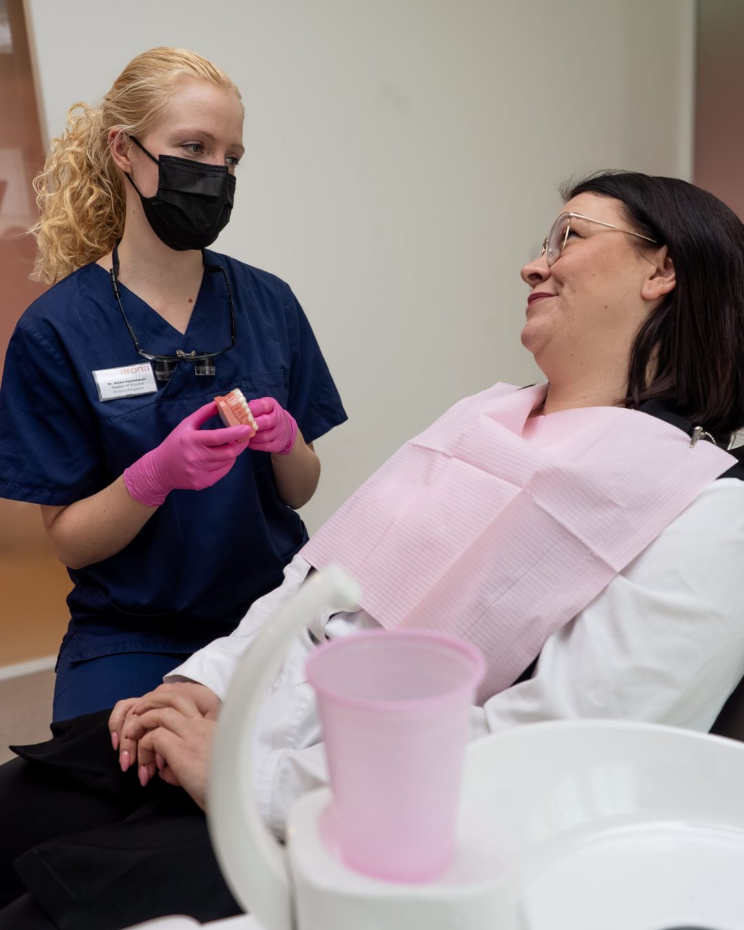 Arona-berlin-beratung-patienten